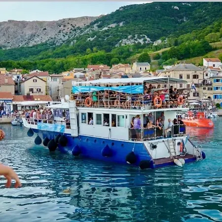 Family * Baška